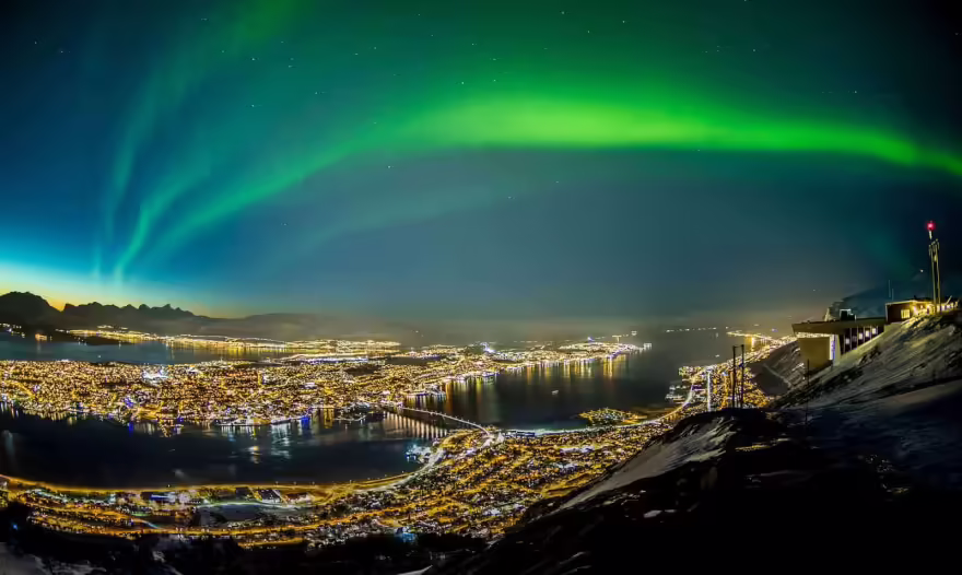 Tromsø: Noruega sob as luzes